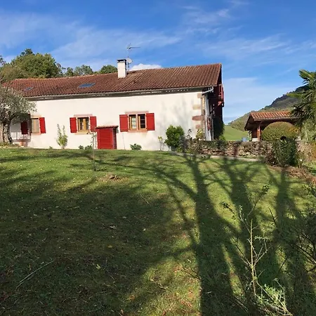 Πανσιόν D'hotes Navarraises, Maison Ameztoia
